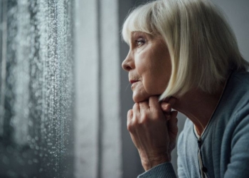 How Older People Can Cope With Isolation