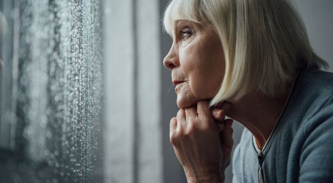 How Older People Can Cope With Isolation