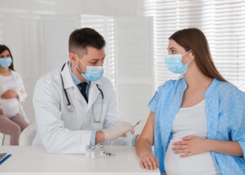 CDC Officially Recommends COVID Jab for Pregnant Women