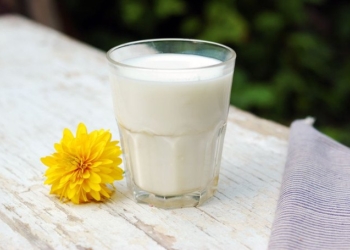 Top Scientist Exposes the Real Dangers of Milk: It ‘Turns on Cancer’ and ‘Leaches Calcium from Your Bones’