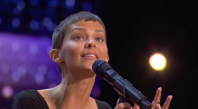 Cancer Patient With 2% Chance of Survival Stuns with Emotional Song on ‘AGT’: “I’m so much more than the bad things that happen to me”