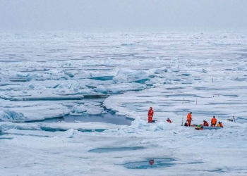 Scientist Who Spent Year at ‘Epicenter’ of Climate Crisis Warns World May Already Have Hit Arctic ‘Tipping Point’