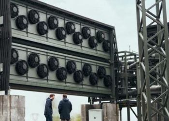 World’s Biggest Factory to Suck Carbon from the Sky and Store it For Millions of Years Turns on in Iceland