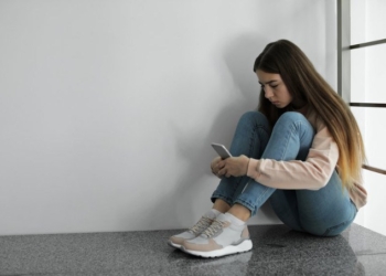 Why Your Teen Should Replace Screen Time With Green Time