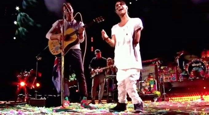 WATCH This Incredibly Heartwarming Performance of “Imagine” with Coldplay and Featuring Emmanuel Kelly