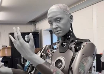 Robot’s Human-Like Reaction ‘Freaks Out’ Creators